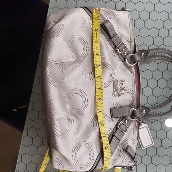 Gray/Silver Coach bag - Picture 7 of 9